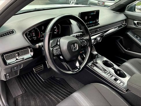 Used 2023 Honda Civic Sport image 15