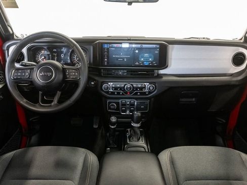 Used 2024 Jeep Wrangler Unlimited Sport AWD/4WD image 28