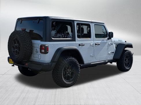 Used 2025 Jeep Wrangler Unlimited Sport AWD/4WD image 7