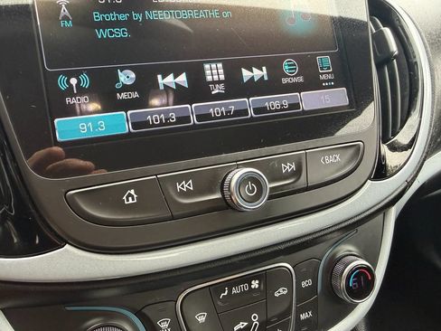 Used 2017 Chevrolet Volt LT FWD image 17