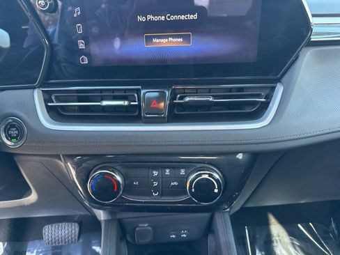 Used 2025 Chevrolet TrailBlazer LT image 19