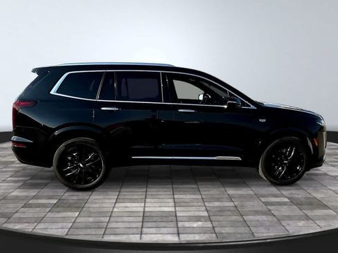 Used 2024 Cadillac XT6 Luxury w/ LPO, Floor Liner Package AWD/4WD image 8