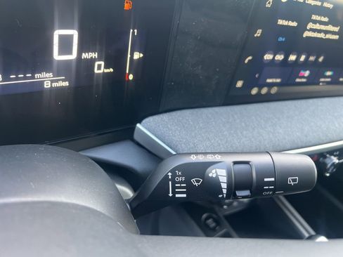 New 2026 Nissan Kicks SV w/ SV Premium Package AWD/4WD image 39