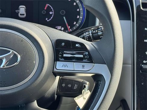 Used 2024 Hyundai Tucson SE image 22