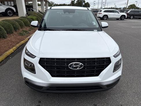 New 2026 Hyundai Venue SE image 6
