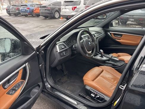 Used 2018 BMW 330i xDrive Sedan image 10