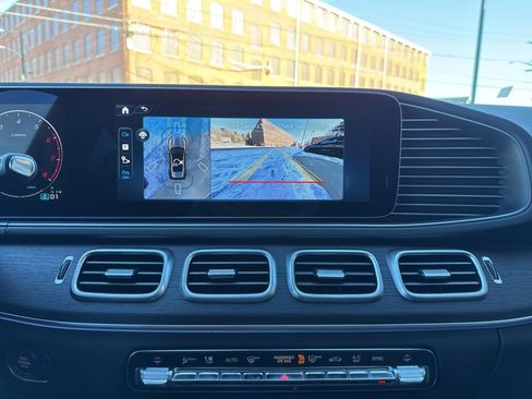 New 2026 Mercedes-Benz GLE 450 4MATIC image 32