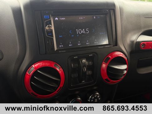 Used 2021 Jeep Wrangler Unlimited Rubicon AWD/4WD image 49