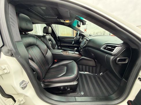 Used 2016 Maserati Ghibli S image 26