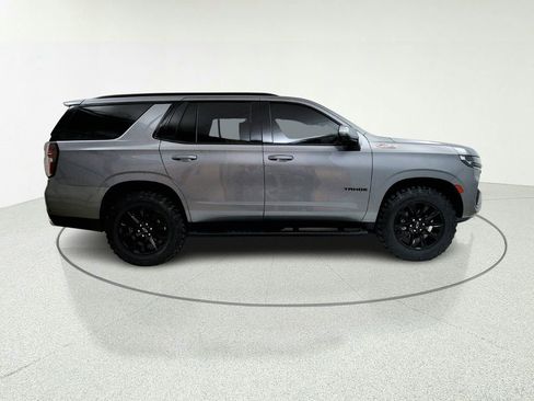 Used 2022 Chevrolet Tahoe Z71 w/ Z71 Off-Road Package AWD/4WD image 9