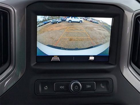 Used 2023 Chevrolet Silverado 2500 Custom w/ Custom Value Package image 17