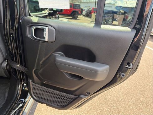 Certified 2025 Jeep Wrangler Unlimited Sport S 4xe AWD/4WD image 9