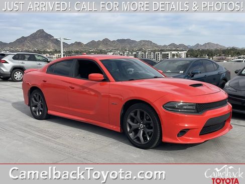 Used 2019 Dodge Charger R/T image 1