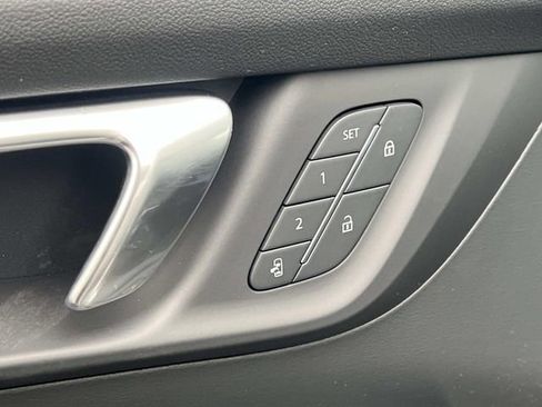 New 2026 Buick Enclave Preferred w/ Power Package image 17