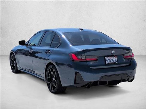 Used 2025 BMW 330i Sedan w/ M Sport Package RWD image 8