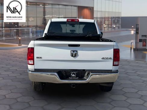 Used 2017 RAM 1500 Classic SLT image 10