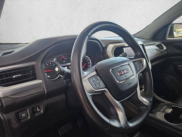 Used 2023 GMC Acadia SLT FWD image 6