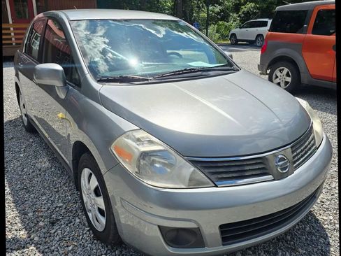 Used 2009 Nissan Versa 1.8 S w/ PWR Pkg image 3