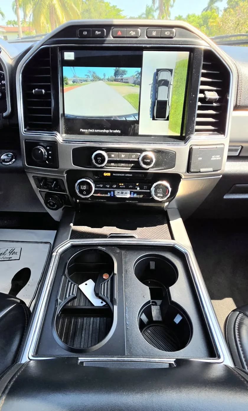 Used 2022 Ford F350 Platinum AWD/4WD image 8