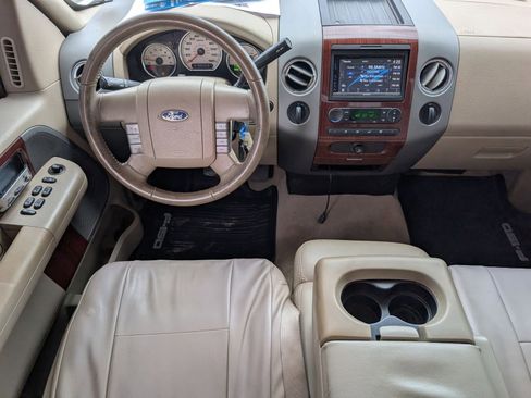 Used 2007 Ford F150 Lariat AWD/4WD image 6