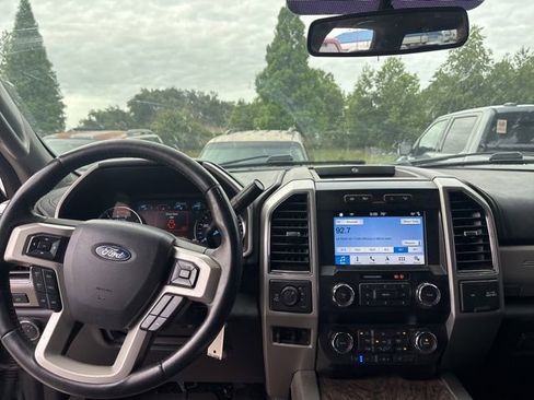 Used 2019 Ford F250 Lariat w/ Chrome Package AWD/4WD image 11