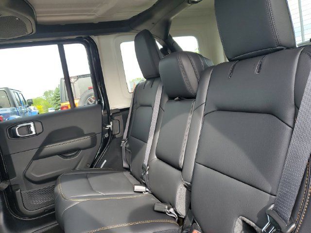 New 2026 Jeep Wrangler Unlimited Sahara AWD/4WD image 16