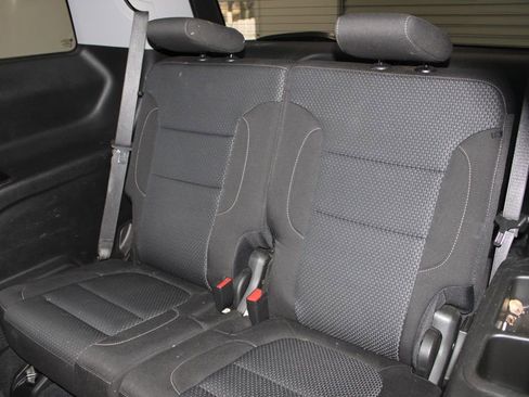 Used 2022 GMC Acadia SLE w/ Driver Convenience Package image 19