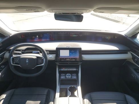 Certified 2024 Lincoln Nautilus Reserve w/ Equipment Group 202A image 26