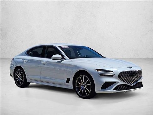 Used 2025 Genesis G70 2.5T RWD image 3