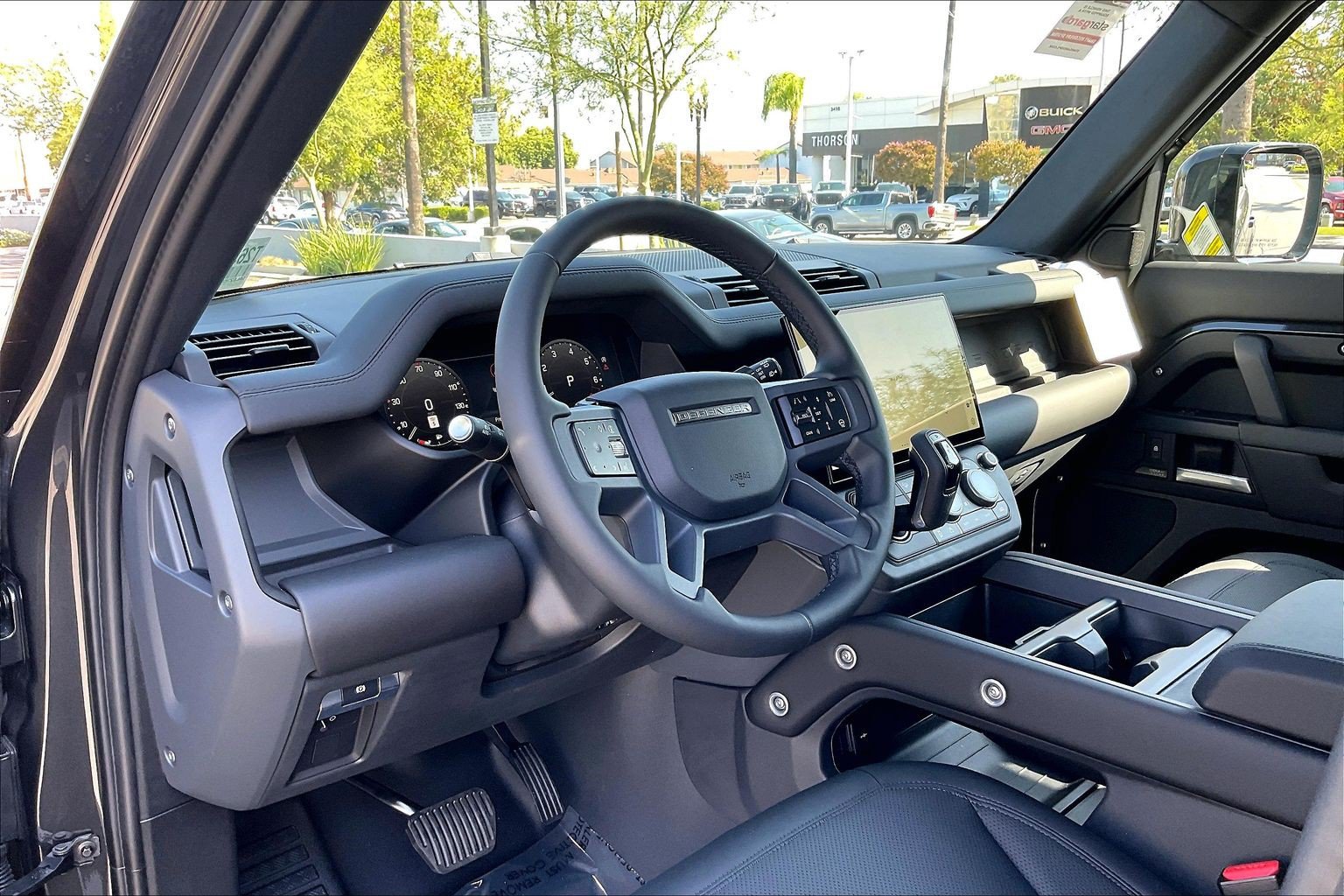 New 2026 Land Rover Defender 110 X-Dynamic SE AWD/4WD image 12