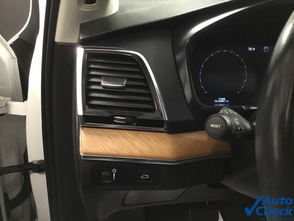 Used 2021 Volvo XC90 T6 Momentum AWD/4WD image 22