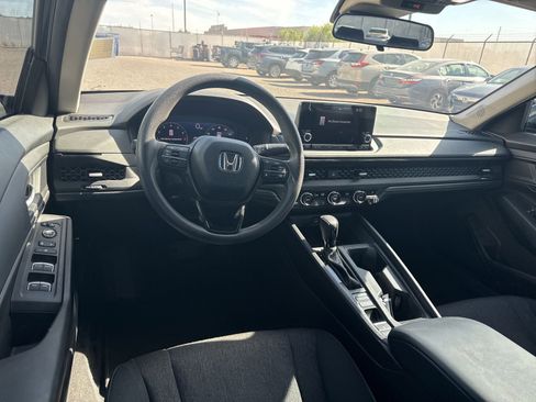 Used 2023 Honda Accord EX image 9