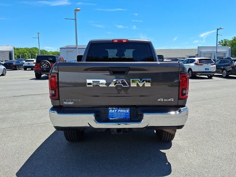 Used 2026 RAM 2500 Big Horn AWD/4WD image 5