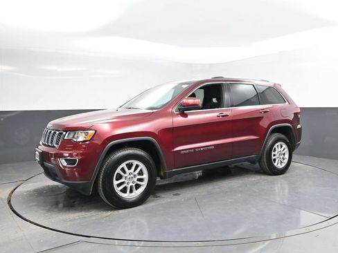 Used 2020 Jeep Grand Cherokee Laredo AWD/4WD image 8
