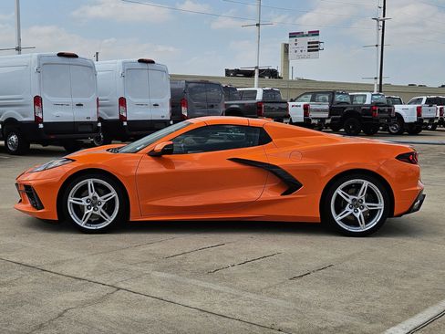 Used 2023 Chevrolet Corvette Stingray Preferred Conv w/ 2LT RWD image 7