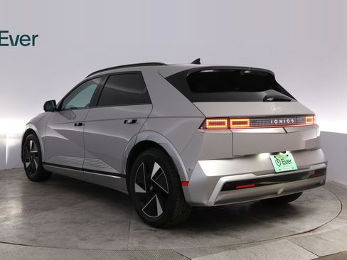 Used 2025 Hyundai Ioniq 5 Limited RWD image 17