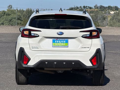 Used 2025 Subaru Crosstrek 2.0i Premium AWD/4WD image 4