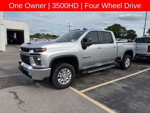 Used 2020 Chevrolet Silverado 3500 LT w/ Convenience Package AWD/4WD image 1