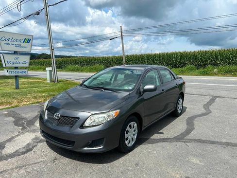 Used 2010 Toyota Corolla LE FWD image 5