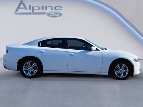 Used 2022 Dodge Charger SXT image 6