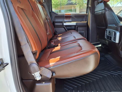 Used 2019 Ford F150 King Ranch w/ Equipment Group 601A Luxury AWD/4WD image 14
