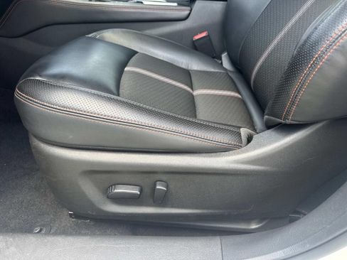 Used 2024 Nissan Altima 2.5 SR FWD image 16