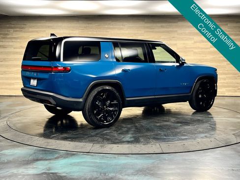 Used 2024 Rivian R1S Adventure AWD/4WD image 13