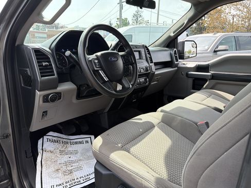 Used 2018 Ford F150 XLT AWD/4WD image 7