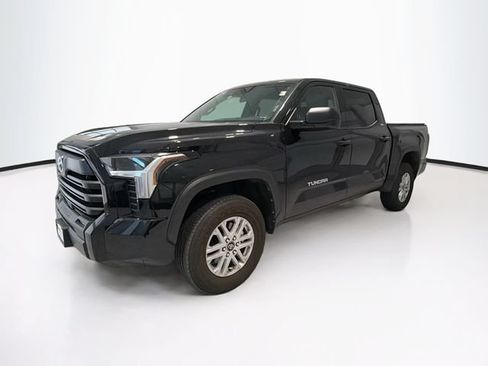 Certified 2025 Toyota Tundra SR5 AWD/4WD image 3