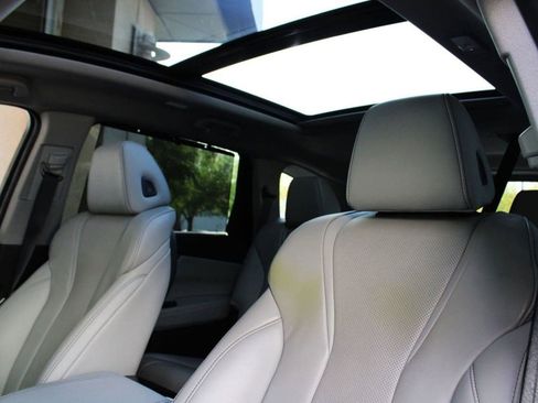 Used 2023 Acura MDX FWD w/ Technology Package image 12