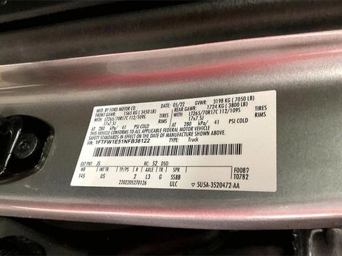 Used 2022 Ford F150 XLT image 36