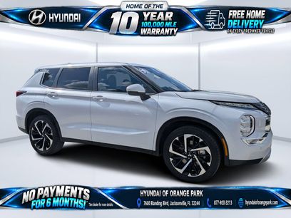Used 2024 Mitsubishi Outlander SE