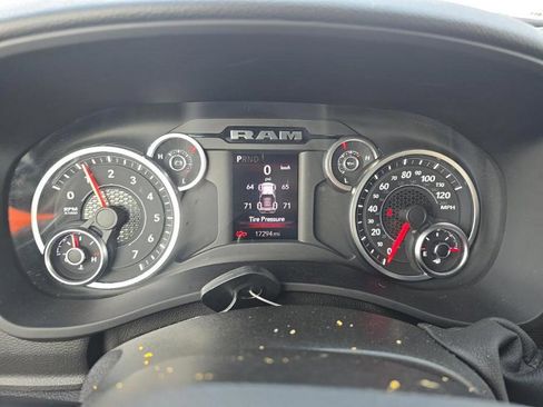 Used 2025 RAM 2500 Big Horn AWD/4WD image 9