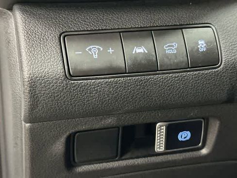 Used 2023 Hyundai Santa Fe SEL FWD image 19